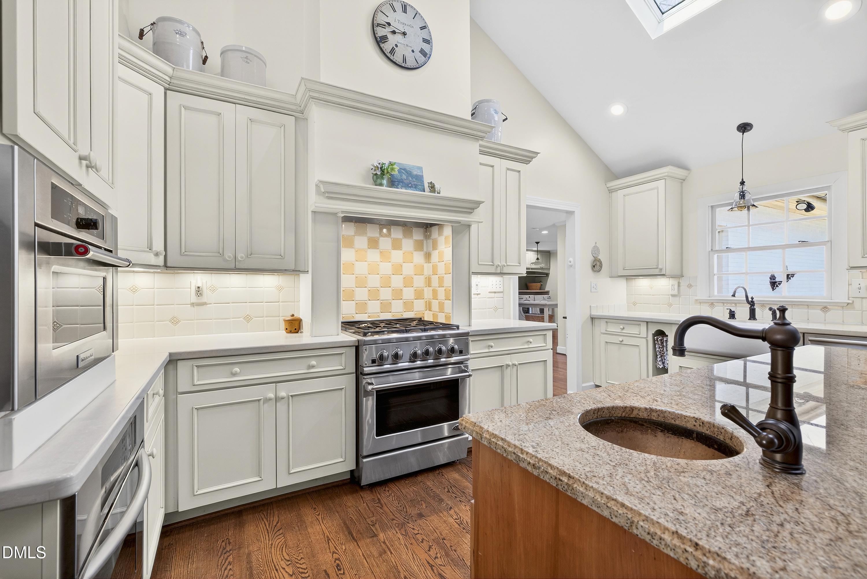 6713 Foxfire Place Raleigh, NC 27615 - Photo 14 of 89 Scene-23