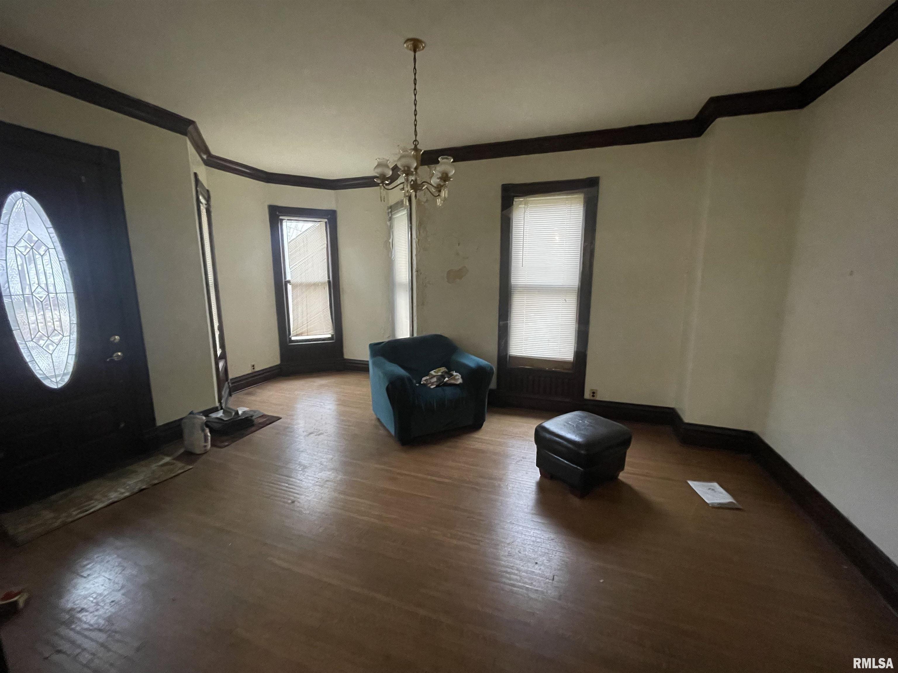 1347 North 4th Street Springfield, IL 62702 - Photo 2 of 16