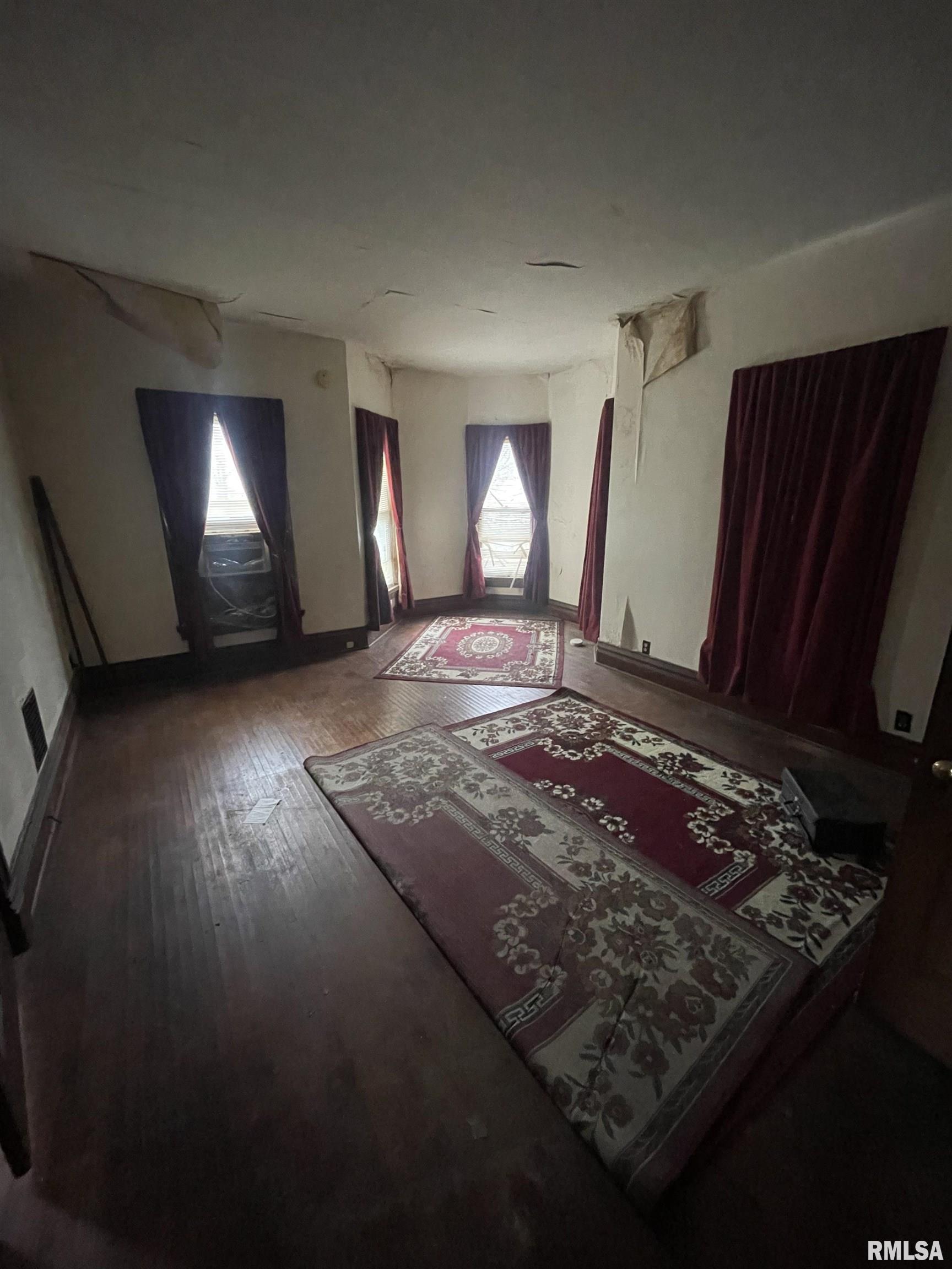 1347 North 4th Street Springfield, IL 62702 - Photo 4 of 16