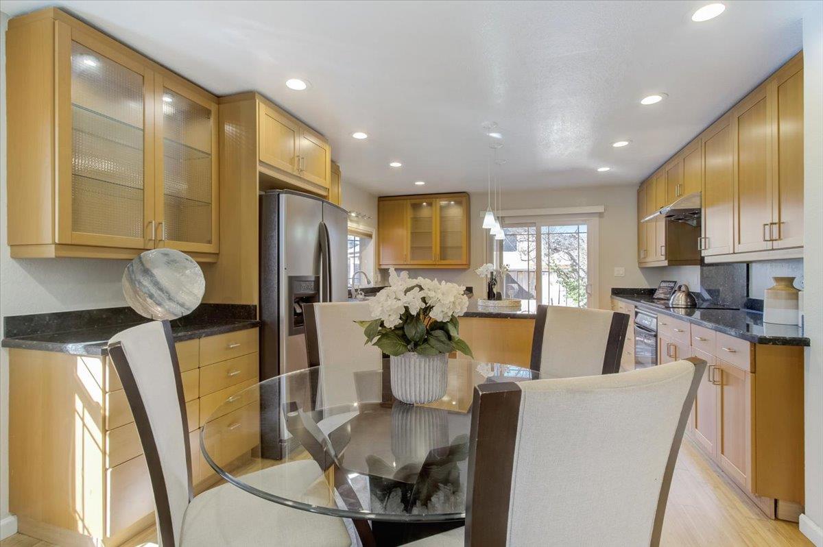 6359 Prospect Road San Jose, CA 95129 - Photo 17 of 57 Gallery Image 17