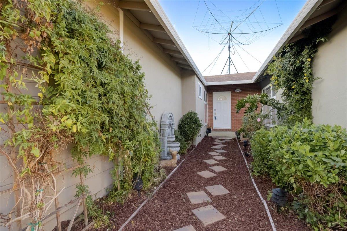 6359 Prospect Road San Jose, CA 95129 - Photo 39 of 57 Gallery Image 39