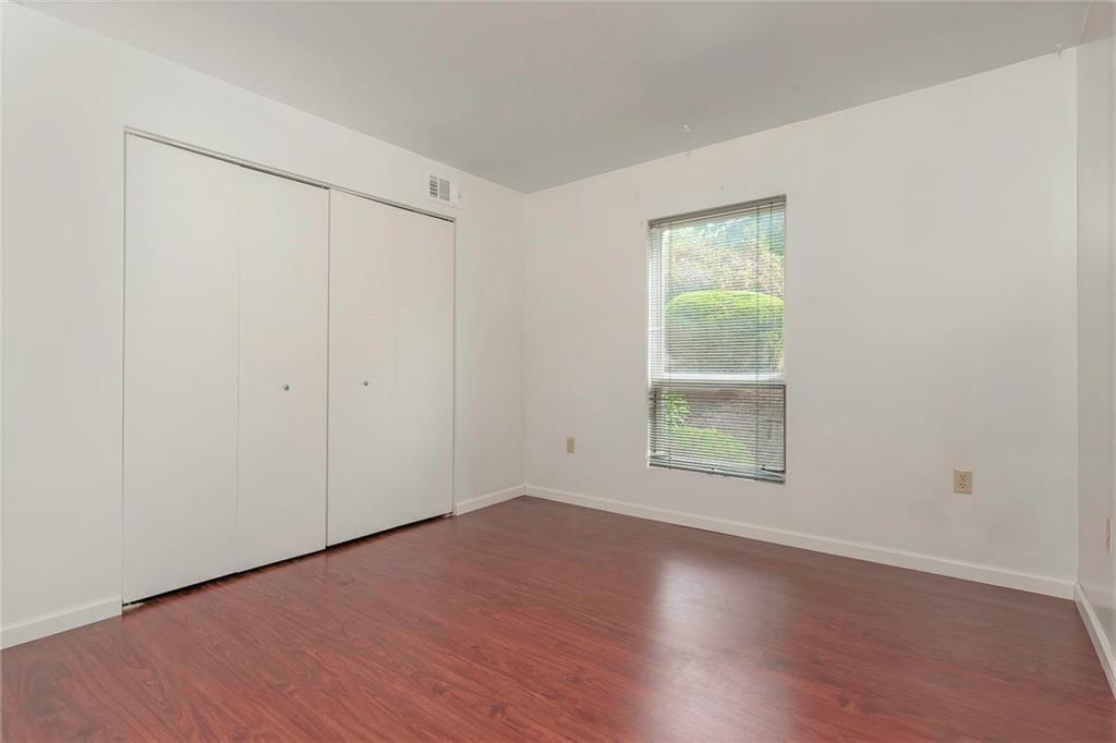 2109 Kenzie Road Pittsburgh, PA 15205 - Photo 14 of 25 2nd Bedroom