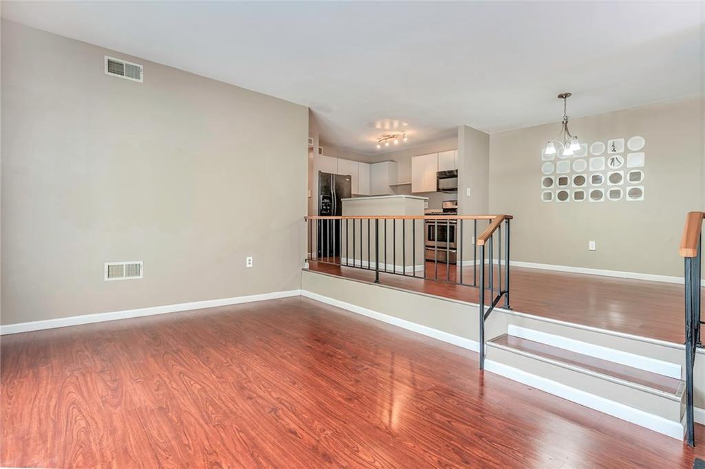 2109 Kenzie Road Pittsburgh, PA 15205 - Photo 3 of 25 Living Room