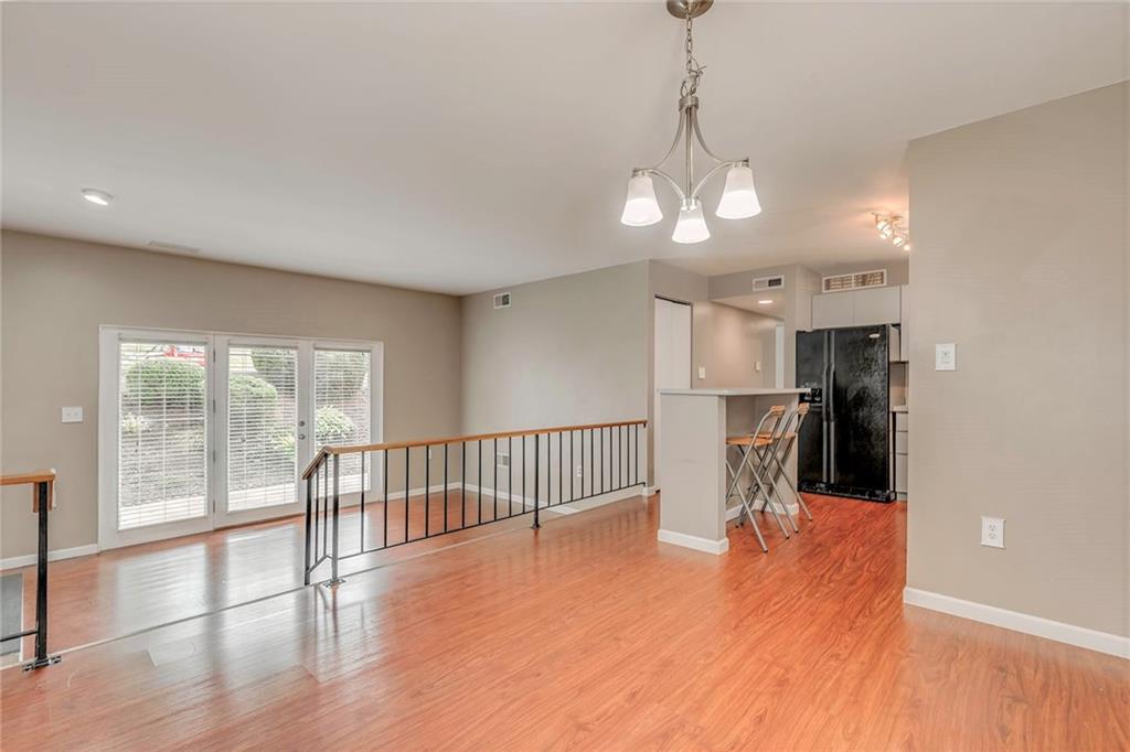 2109 Kenzie Road Pittsburgh, PA 15205 - Photo 7 of 25 Dining Area