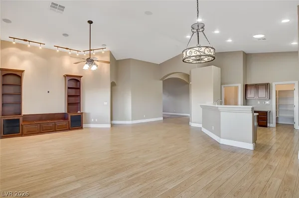 $3,600 | 6246 Galileo Drive, Las Vegas, NV 89149