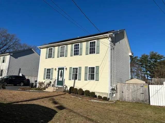 $489,900 | 8 Byron Boulevard, Warwick, RI 02888