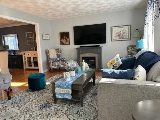 $489,900 | 8 Byron Boulevard, Warwick, RI 02888