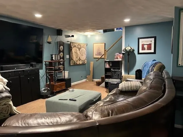 $489,900 | 8 Byron Boulevard, Warwick, RI 02888