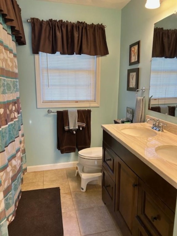 8 Byron Boulevard Warwick, RI 02888 - Photo 10 of 24