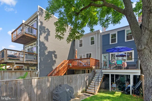 a view of outdoor space yard and patio