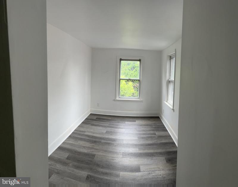 13 Cedar Street Wilmington, DE 19805 - Photo 3 of 6