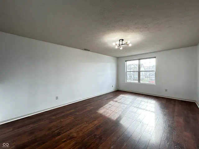 $2,650 | 12588 Hideout Drive, Noblesville, IN 46060