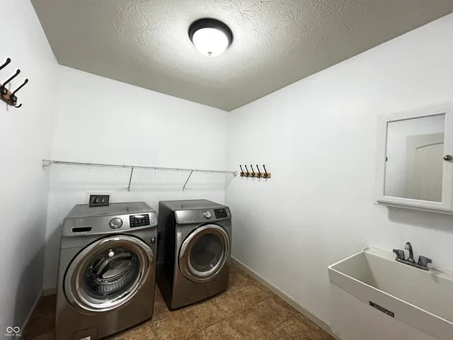 $2,650 | 12588 Hideout Drive, Noblesville, IN 46060