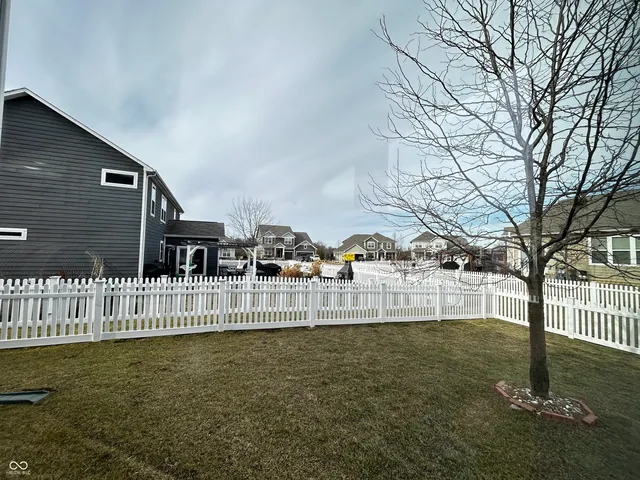 $2,650 | 12588 Hideout Drive, Noblesville, IN 46060