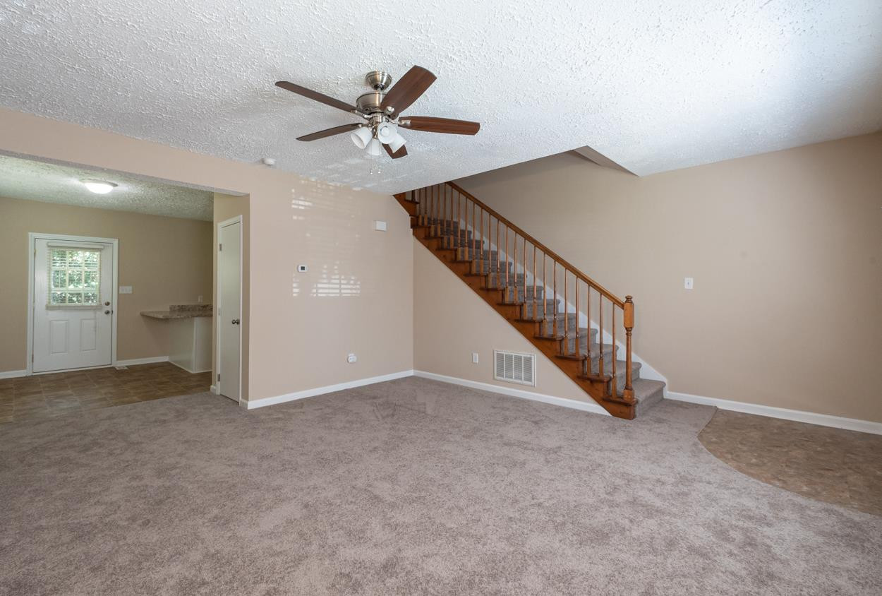 6235 Waterside Lane Raleigh, NC 27613 - Photo 4 of 17 Photo 4