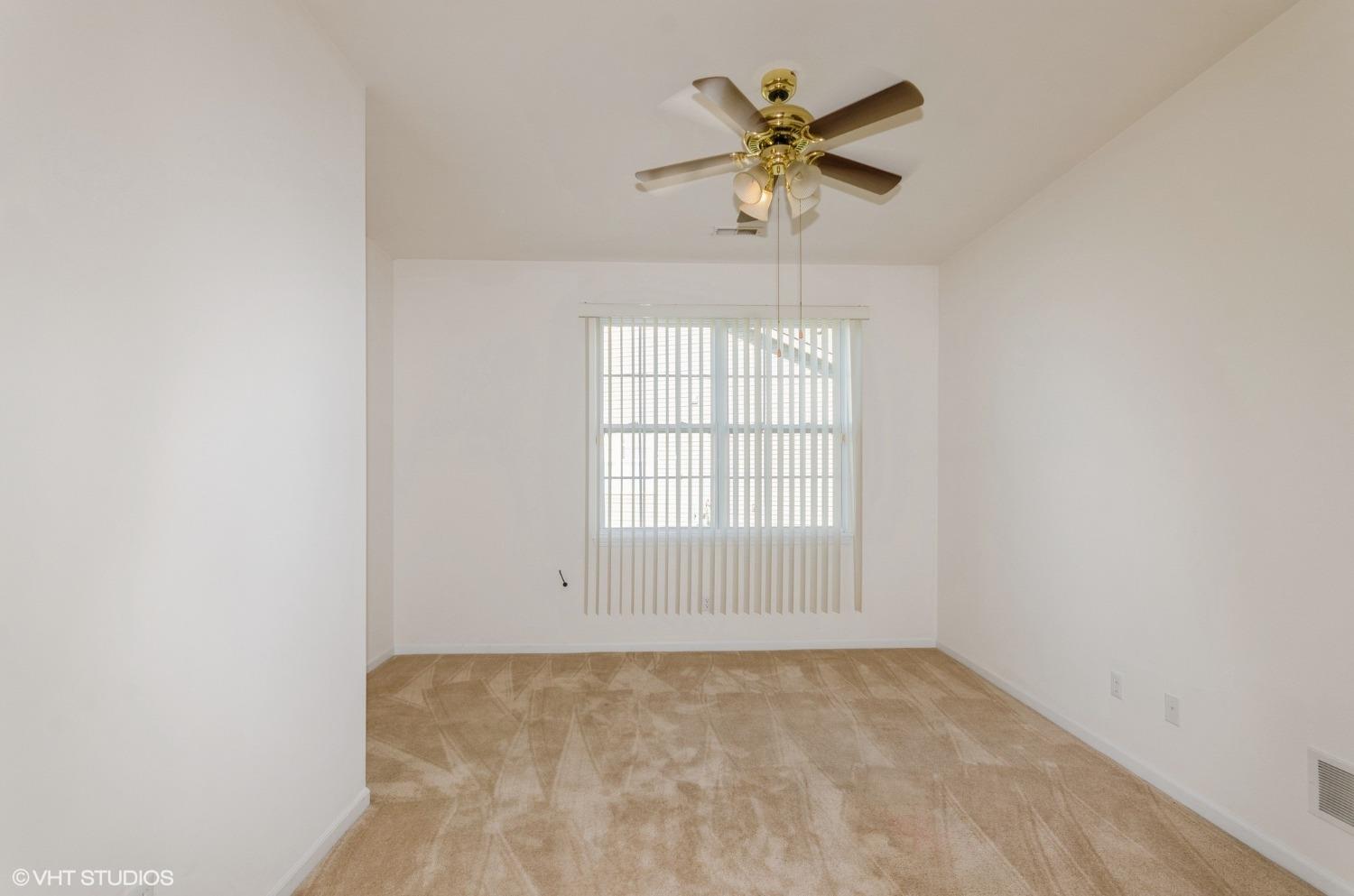 904 Portrait Place Dyer, IN 46311 - Photo 5 of 12 1500x993