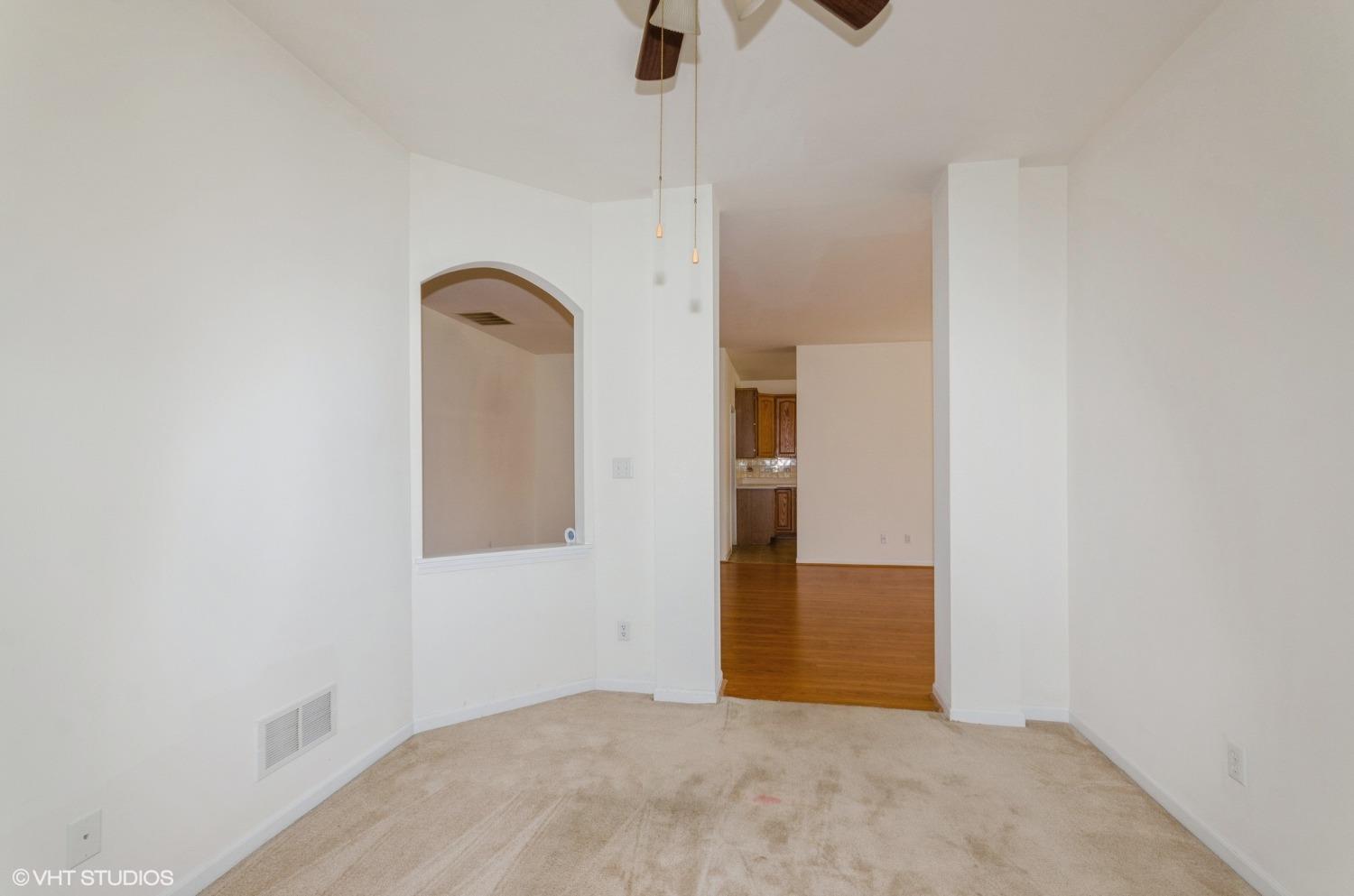 904 Portrait Place Dyer, IN 46311 - Photo 6 of 12 1500x993