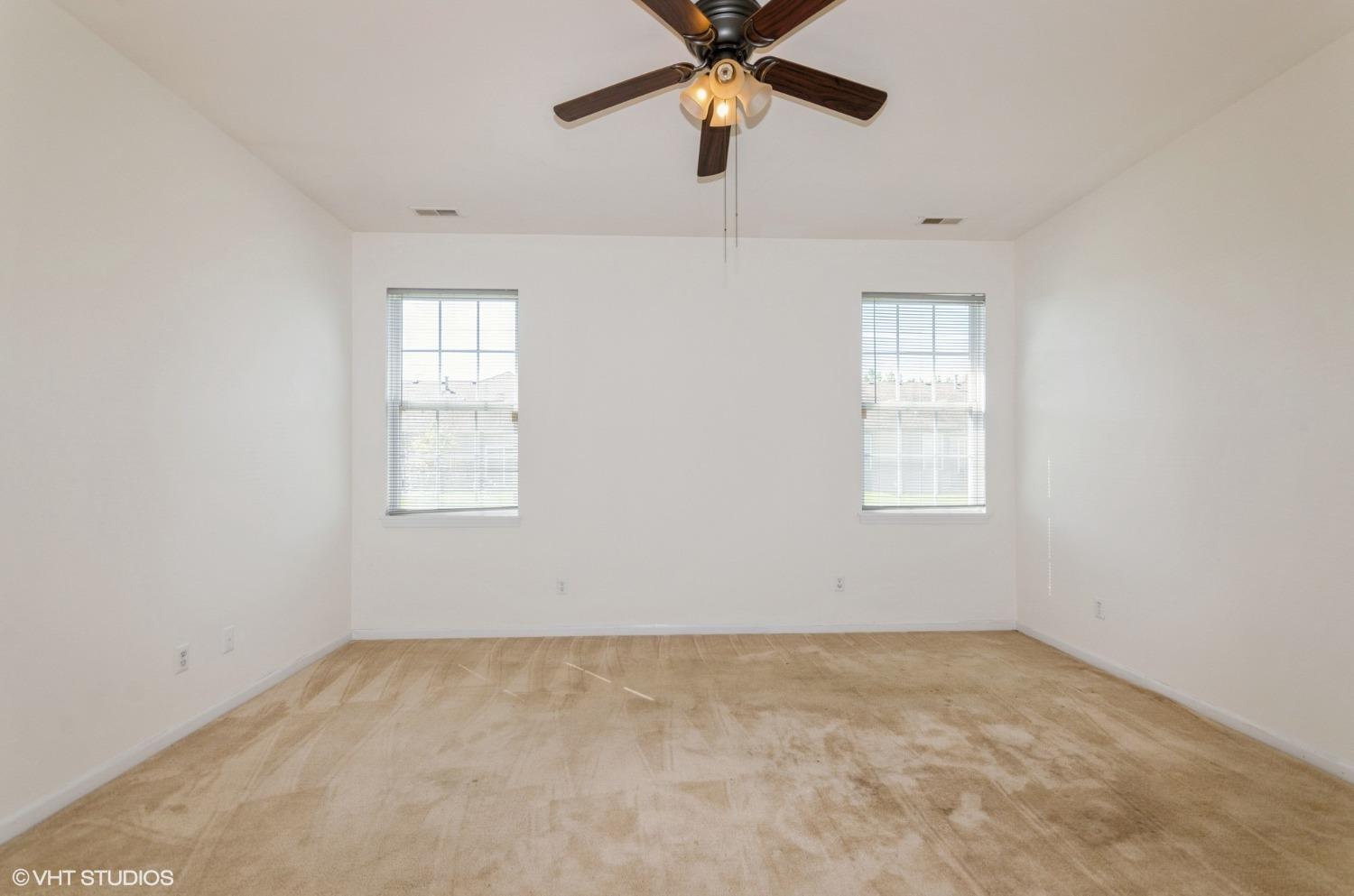 904 Portrait Place Dyer, IN 46311 - Photo 7 of 12 1500x993