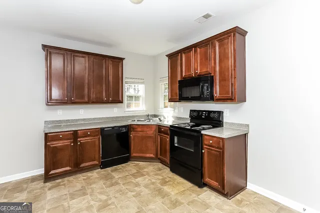 $2,455 | 5118 Upper Elm Street, Atlanta, GA 30349