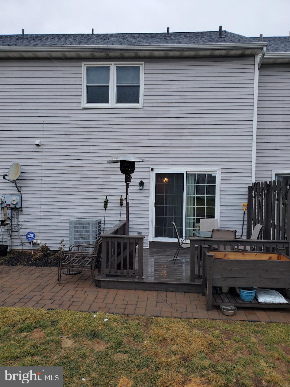 2816 Kingston Drive Reading, PA 19608 - Photo 2 of 2