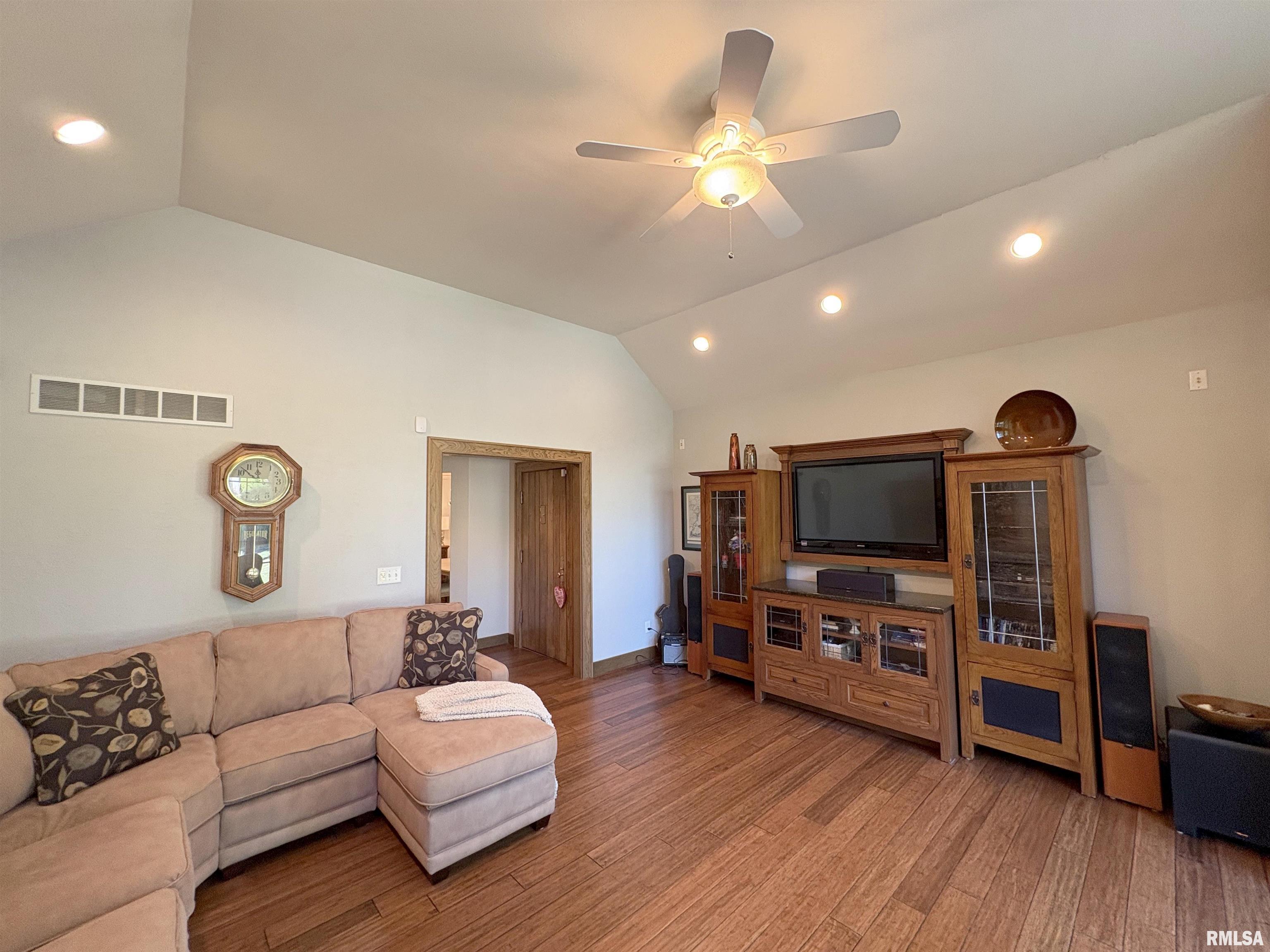 3506 South Hilton Lane Mapleton, IL 61547 - Photo 7 of 99