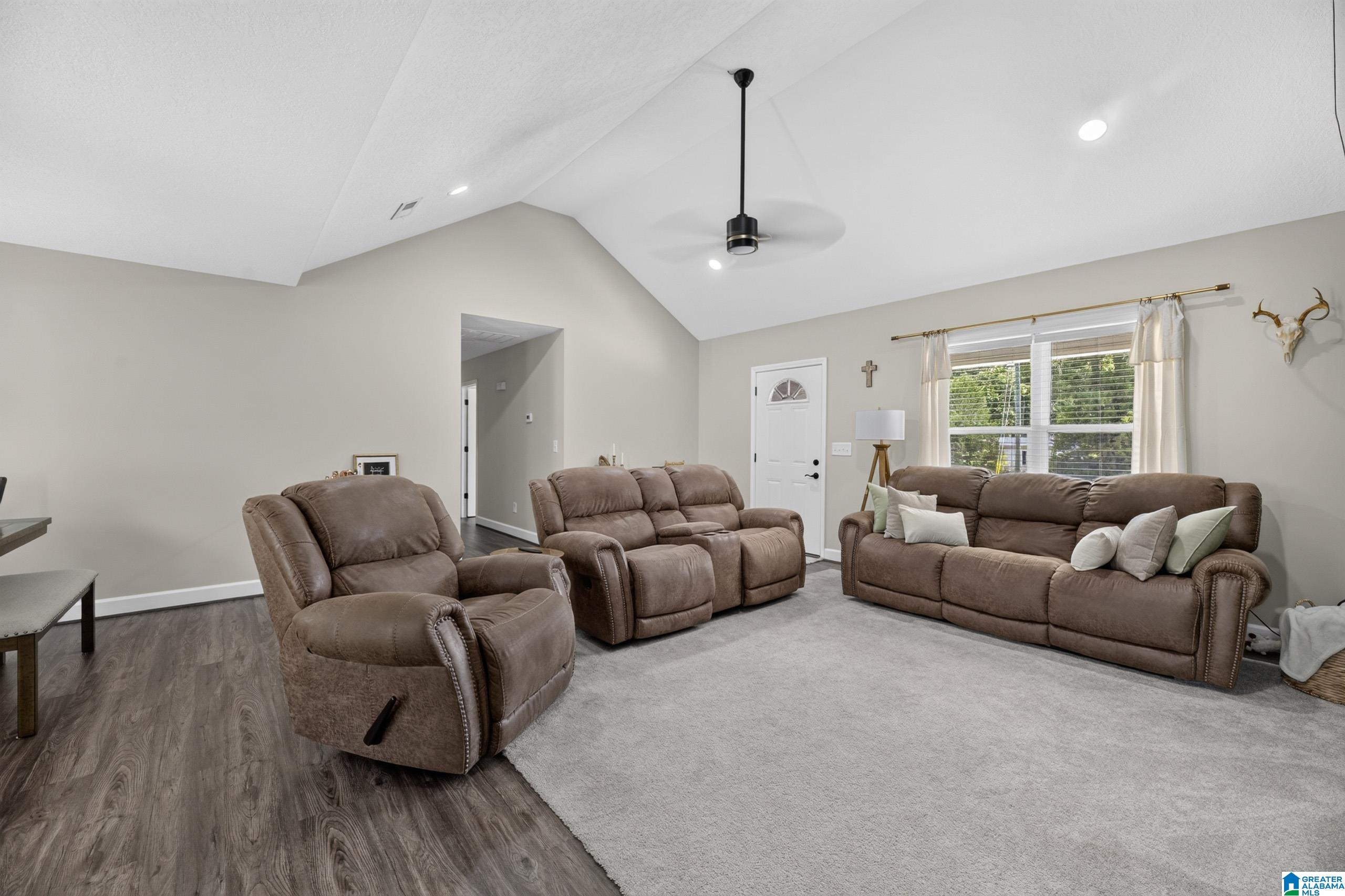 271 Grayton Road Ohatchee, AL 36271 - Photo 7 of 41 Gallery Image 7