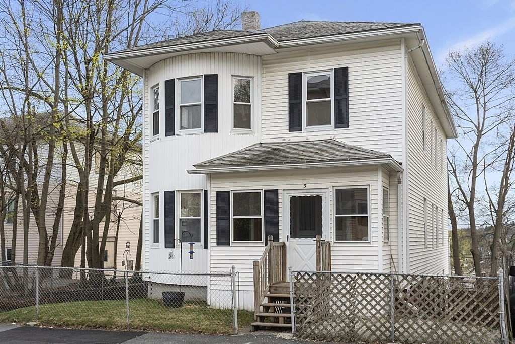 3 Lund Street Worcester, MA 01607 - Photo 3 of 42 Gallery Image 3