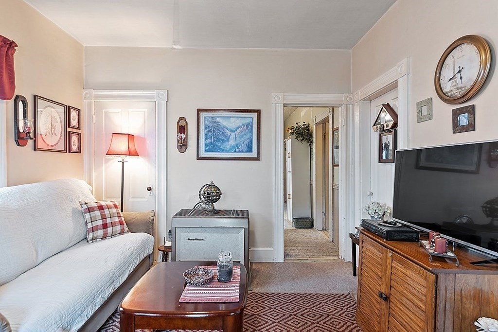 3 Lund Street Worcester, MA 01607 - Photo 7 of 42 Gallery Image 7