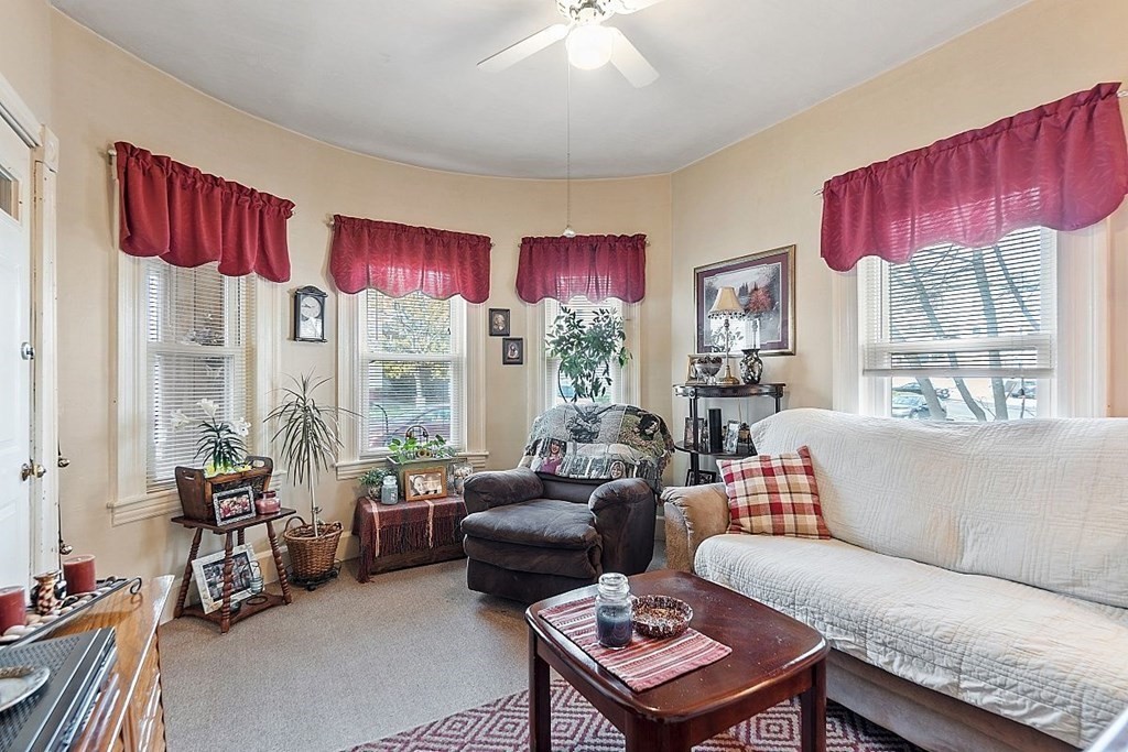 3 Lund Street Worcester, MA 01607 - Photo 8 of 42 Gallery Image 8