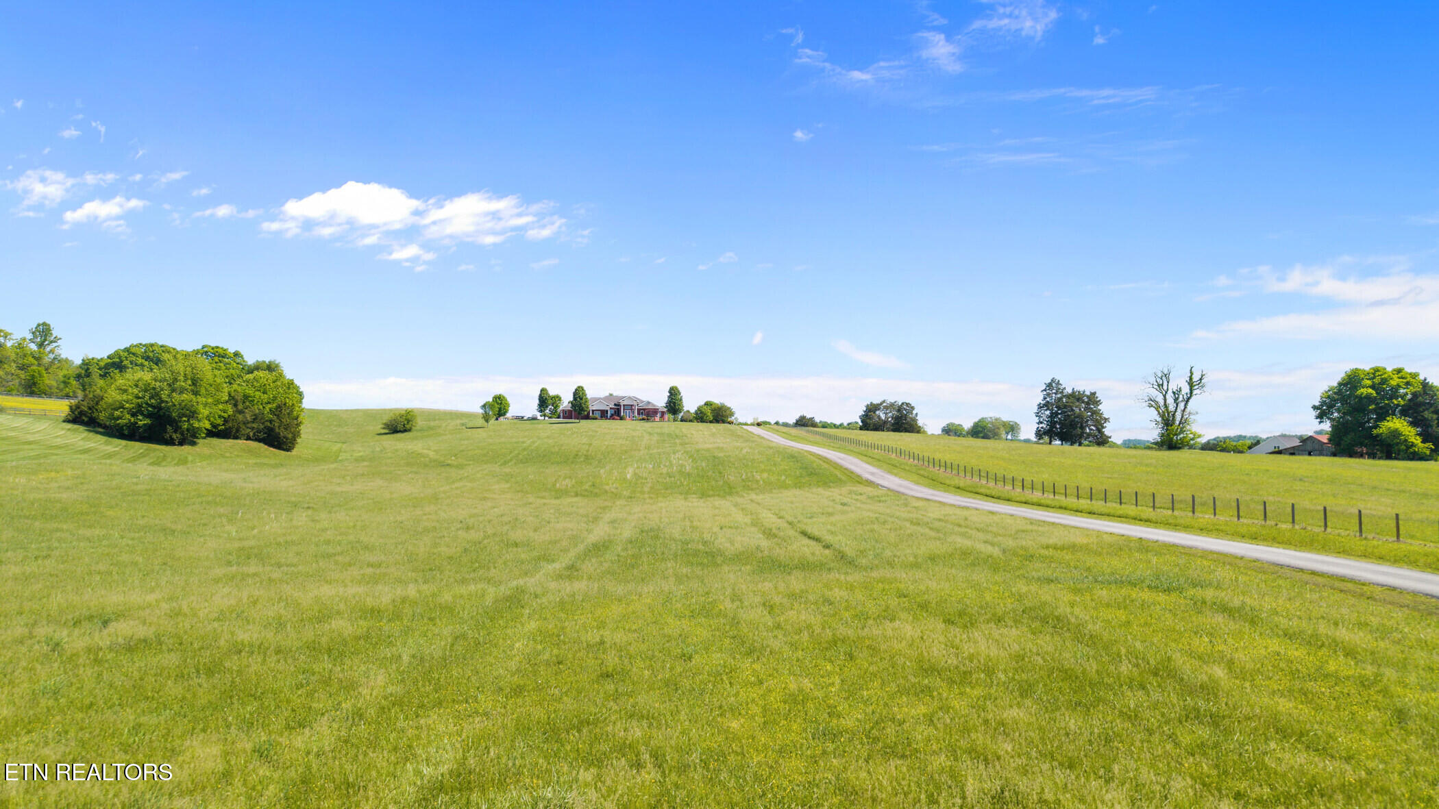 348 Ranch Road Blaine, TN 37709 - Photo 55 of 56 dji_20260420113856_0640_d
