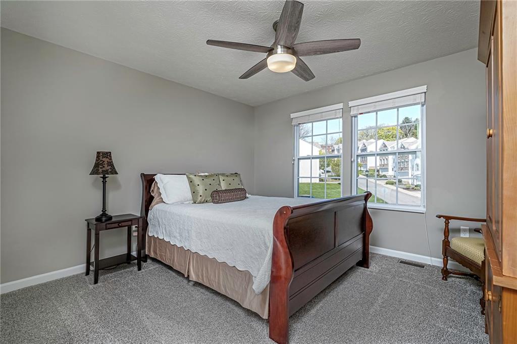 135 Lockheed Drive Coraopolis, PA 15108 - Photo 17 of 25 Gallery Image 17