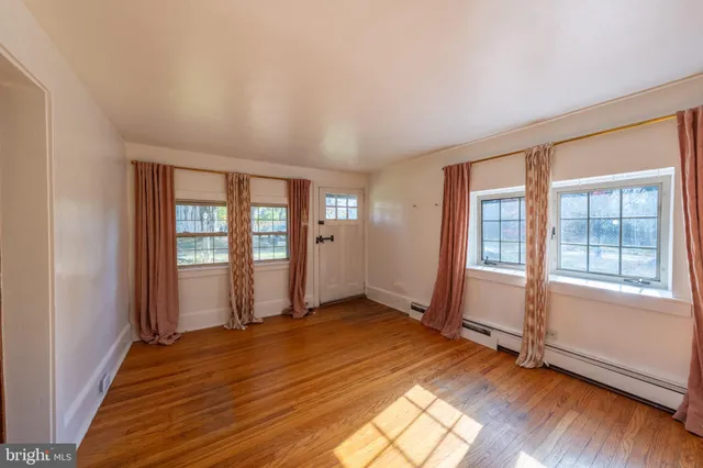 $300,000 | 151 Plymouth Road, Plymouth Meeting, PA 19462