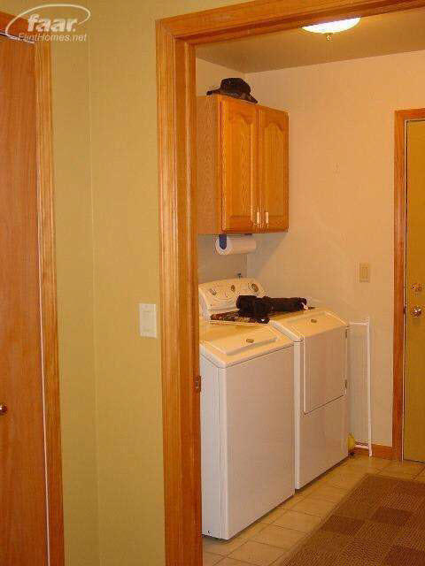 6287 Deland Road Flushing, MI 48433 - Photo 11 of 25 20394193-10.JPG