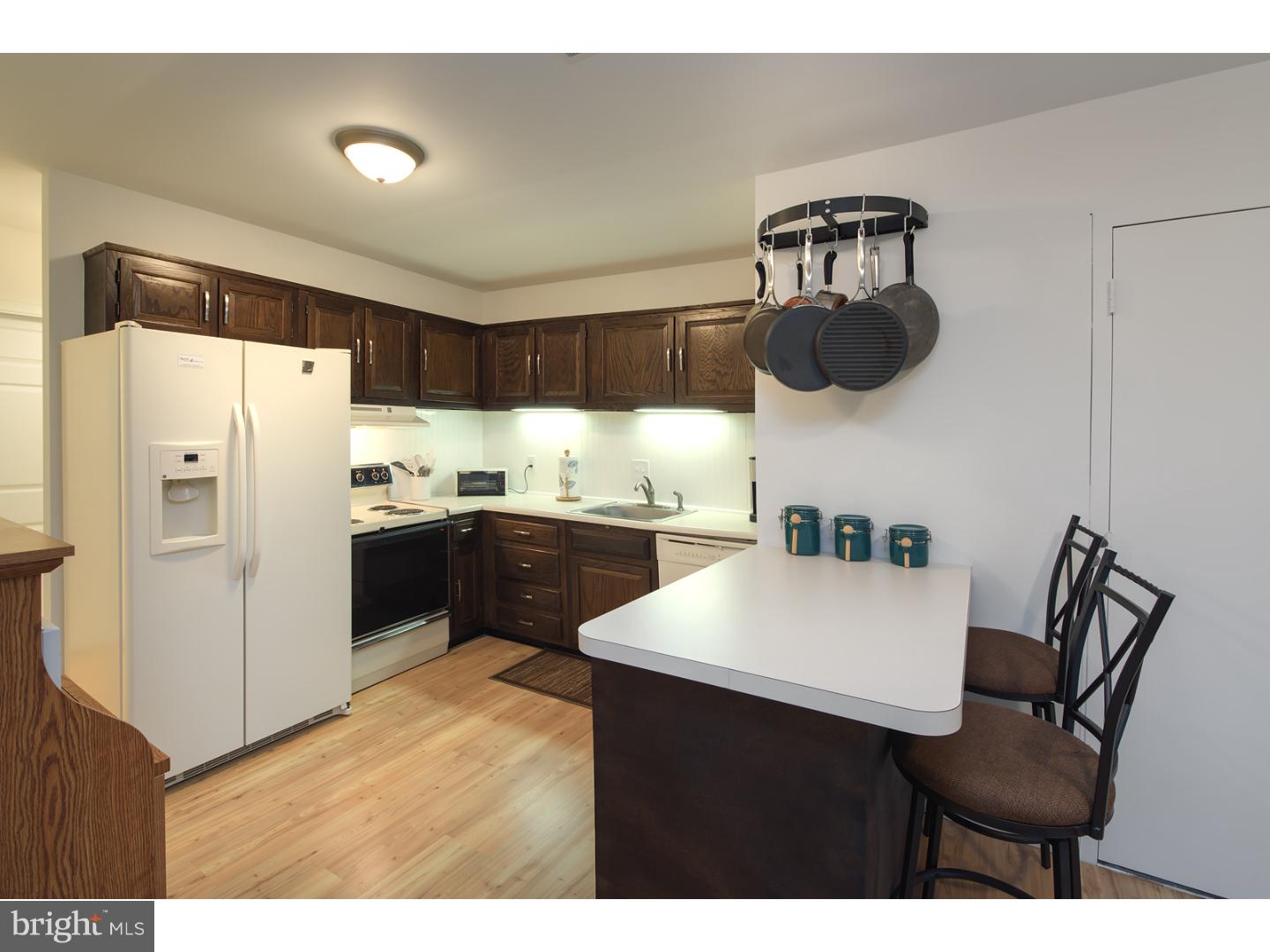 13 Fairway Road, Unit F Reading, PA 19607 - Photo 3 of 14 Gallery Image 3