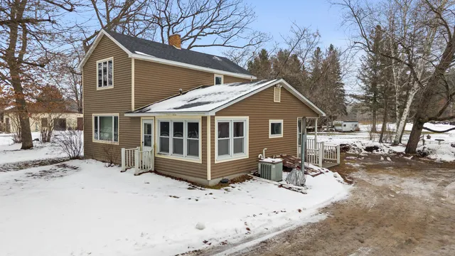 $249,900 | W4050 Chicago Road, Leon, WI 54970