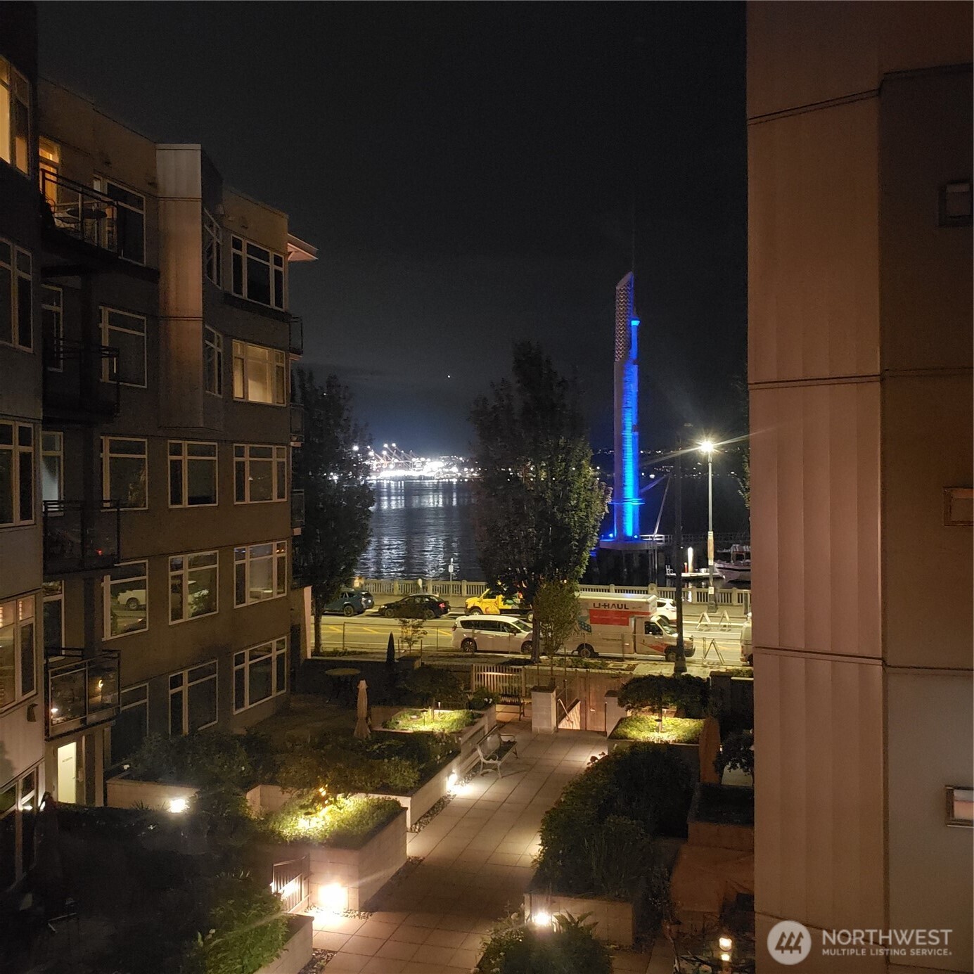2000 Alaskan Way, Unit 342 Seattle, WA 98121 - Photo 27 of 40