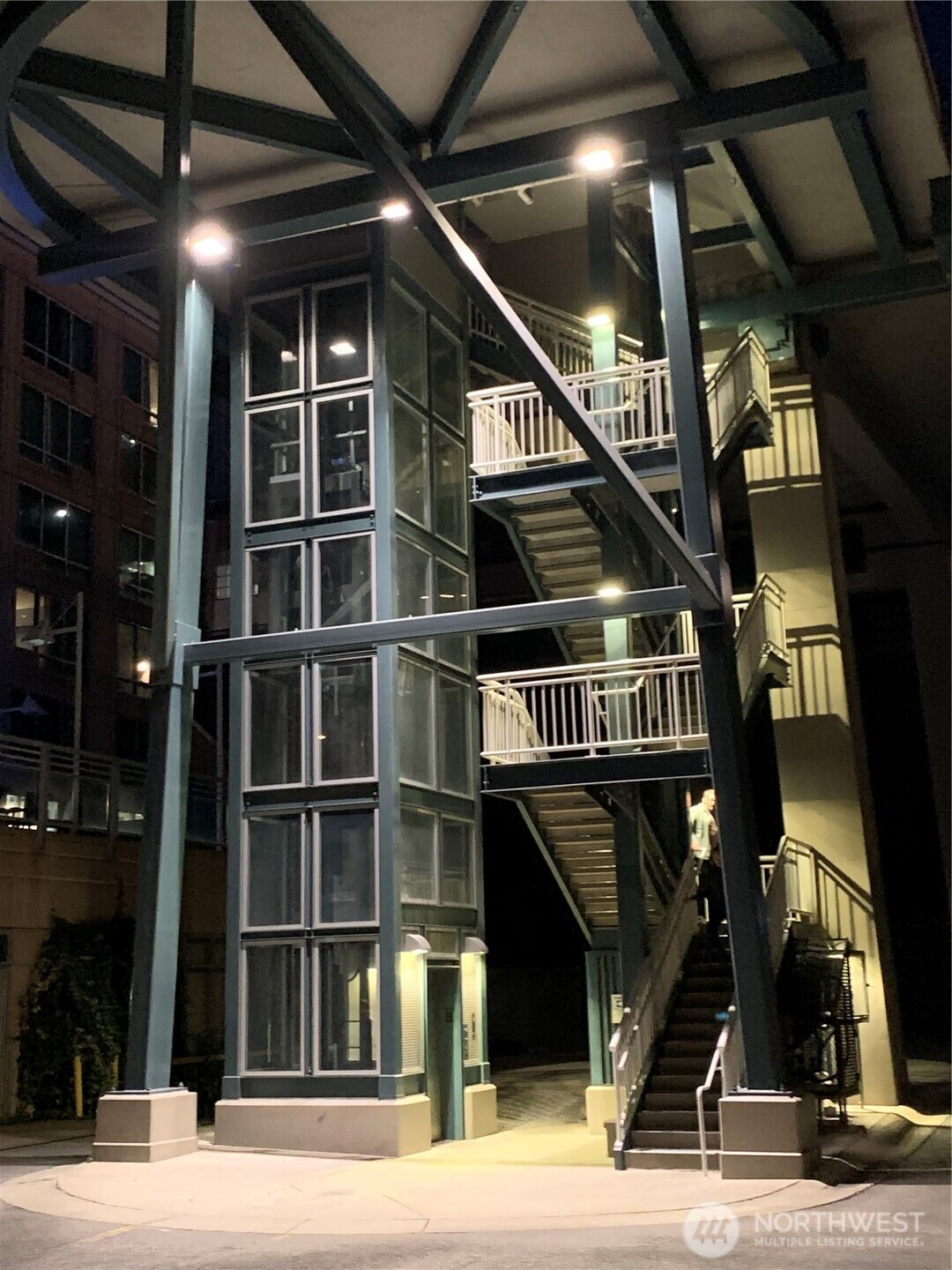 2000 Alaskan Way, Unit 342 Seattle, WA 98121 - Photo 40 of 40 a view of gym