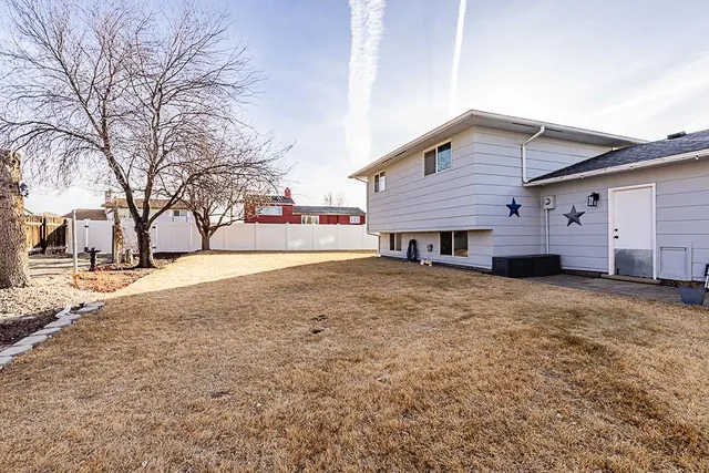 $319,900 | 1057 Elm Way, Rock Springs, WY 82901