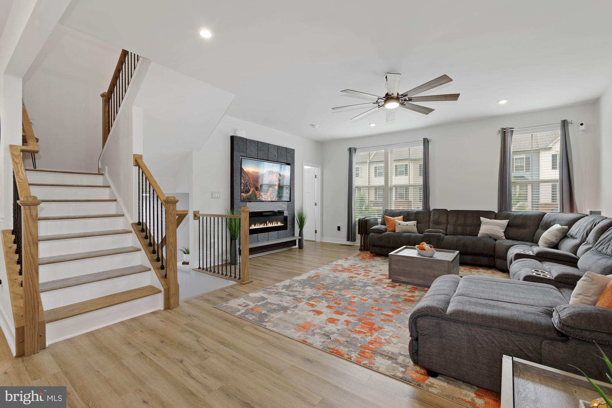 2008 Serviceberry Road Dumfries, VA 22026 - Photo 12 of 50 SO MUCH SPACE...AN ENTERTAINER'S DELIGHT!