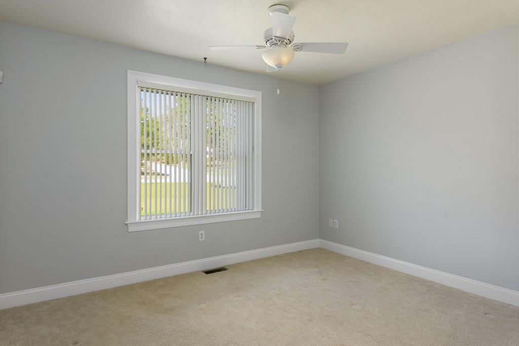 29 Dunham Road Freetown, MA 02702 - Photo 17 of 30 Gallery Image 17