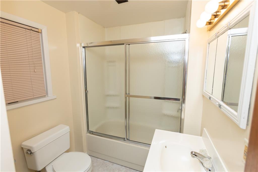 507 Woodward Avenue McKees Rocks, PA 15136 - Photo 13 of 20 Gallery Image 13