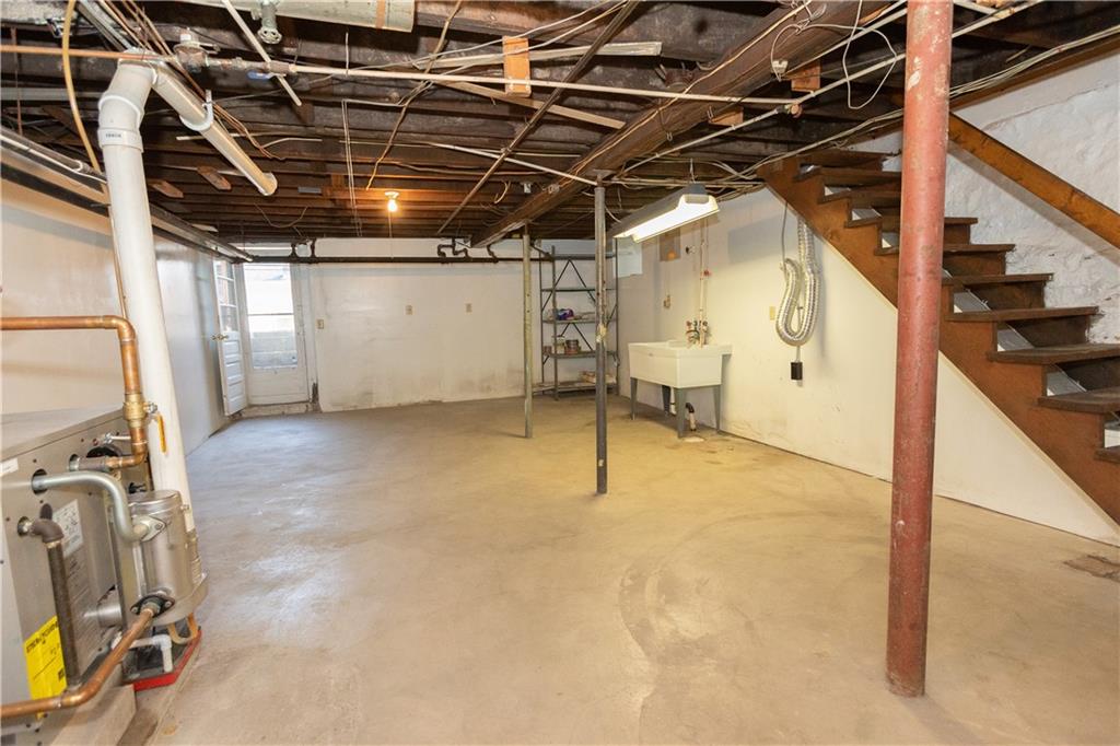 507 Woodward Avenue McKees Rocks, PA 15136 - Photo 17 of 20 Gallery Image 17
