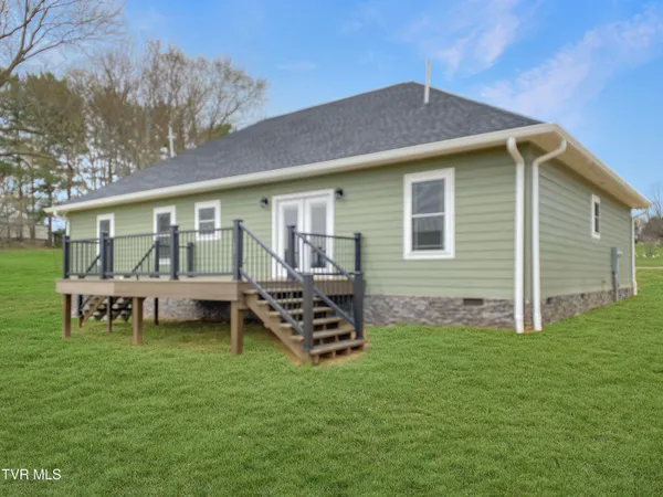 $459,900 | 100 Green Lawn Avenue, Greeneville, TN 37743