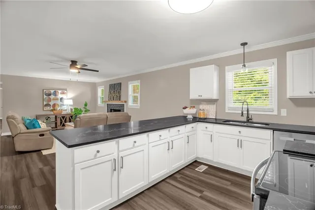 $295,000 | 200 Cedarwood Trail, High Point, NC 27265