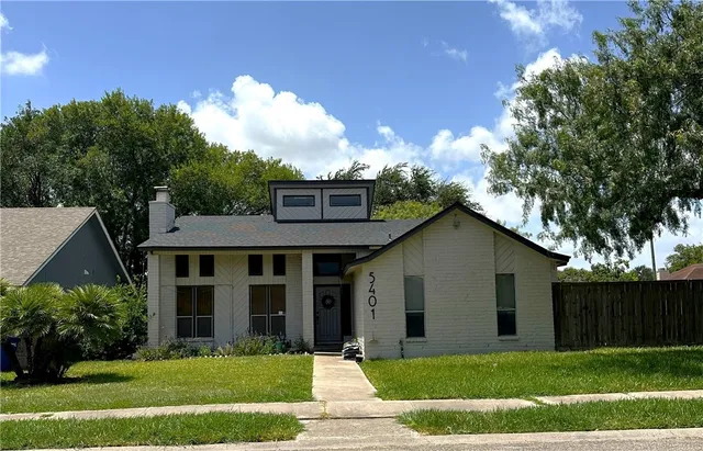 $1,950 | 5401 Crossgate S Drive, Corpus Christi, TX 78413