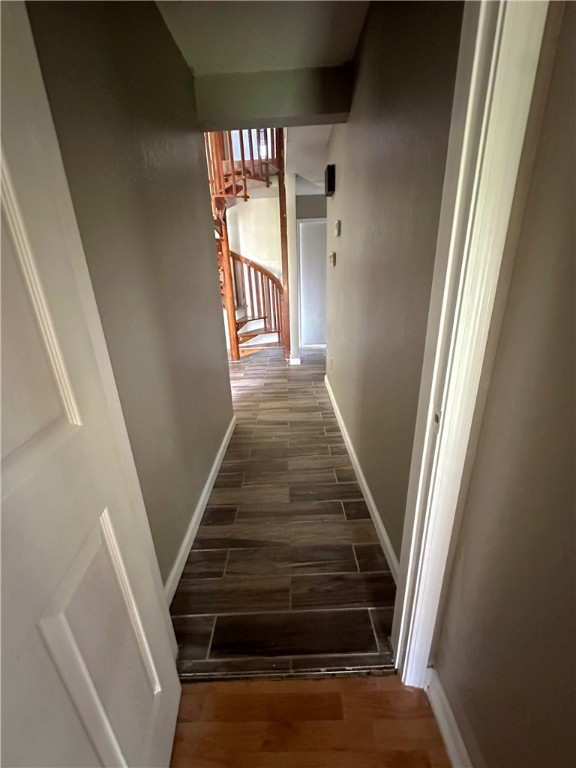 5401 Crossgate S Drive Corpus Christi, TX 78413 - Photo 12 of 16 Hallway