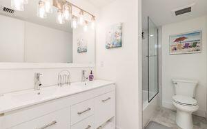 1605 Highway 1, Unit M2107 Jupiter, FL 33477 - Photo 12 of 22 guest bathroom