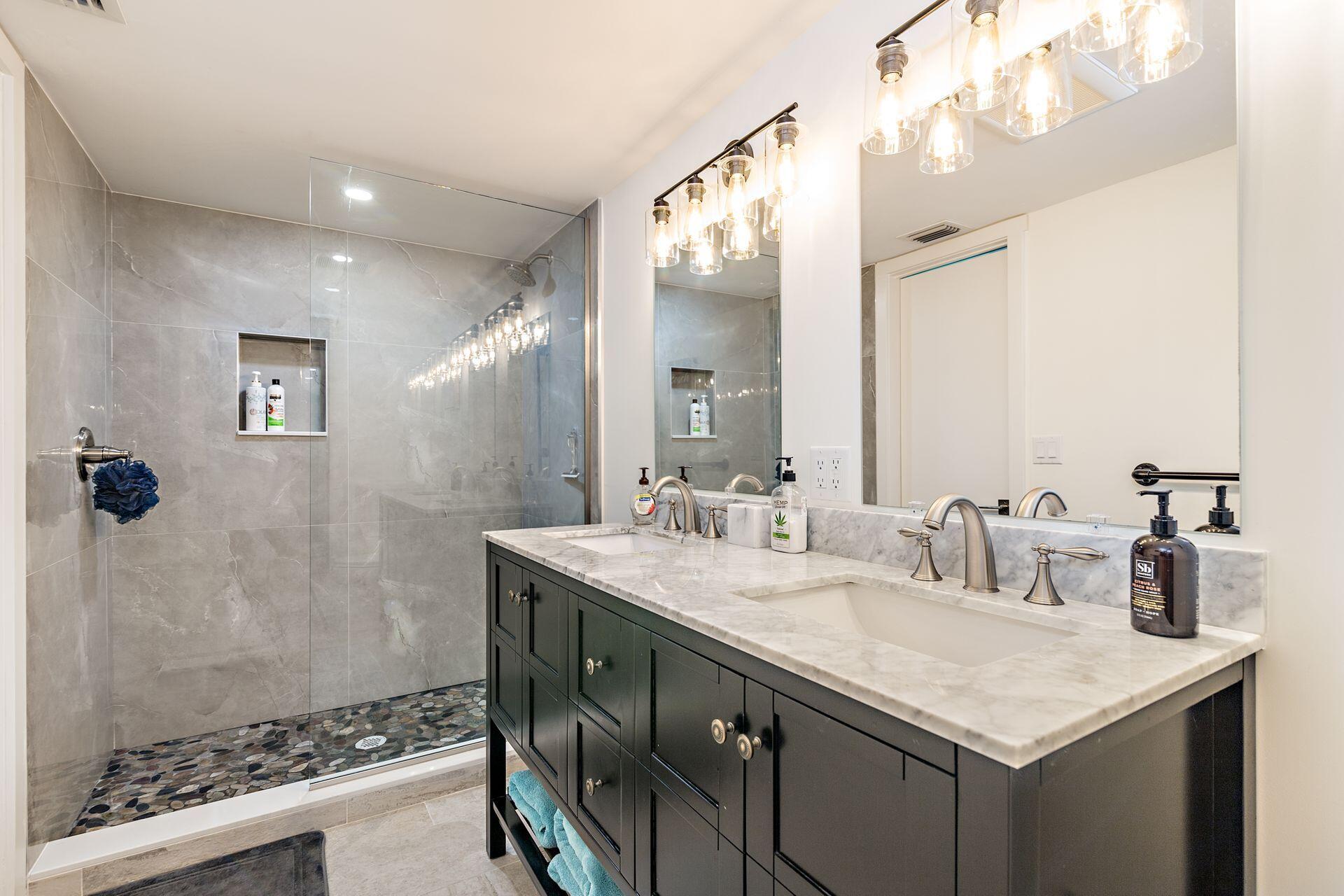 1605 Highway 1, Unit M2107 Jupiter, FL 33477 - Photo 10 of 22 master bath