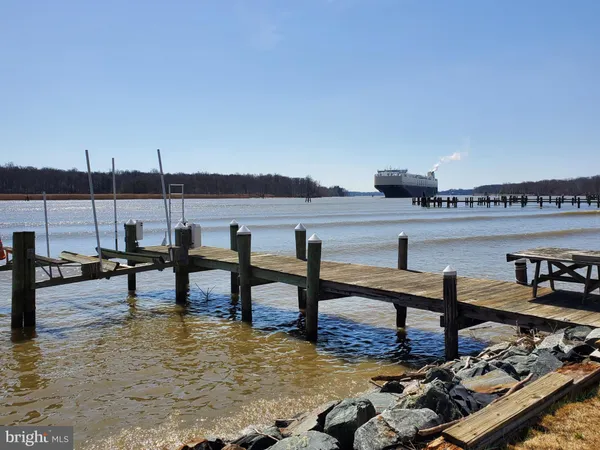 $760,000 | 64 South Shore Road, Elkton, MD 21921