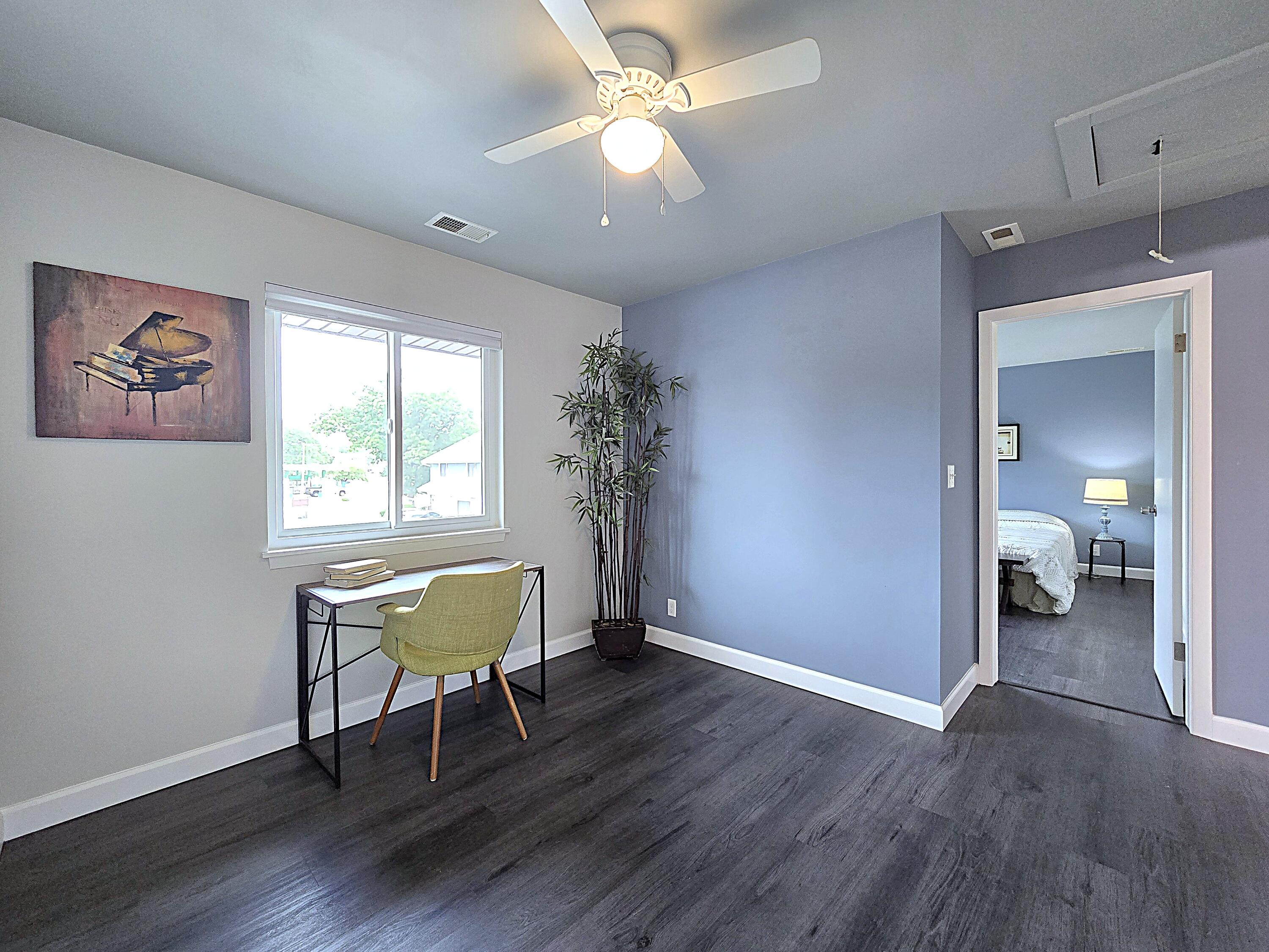 6322 South 20th Street Milwaukee, WI 53221 - Photo 20 of 34 Office